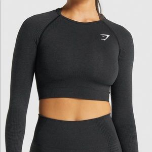 GYMSHARK BLACK VITAL SEAMLESS LONG SLEEVE CROP TOP